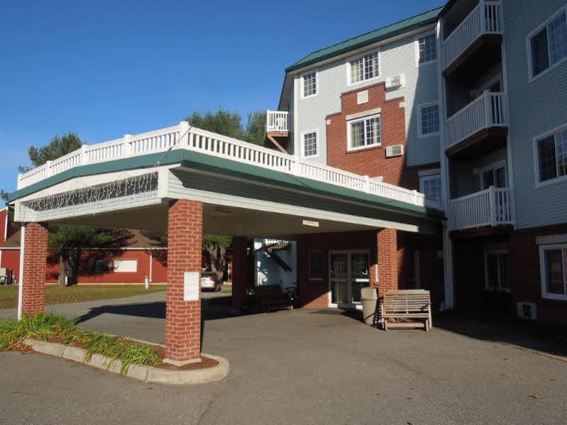 Отель Baymont By Wyndham Essex Burlington Area Экстерьер фото